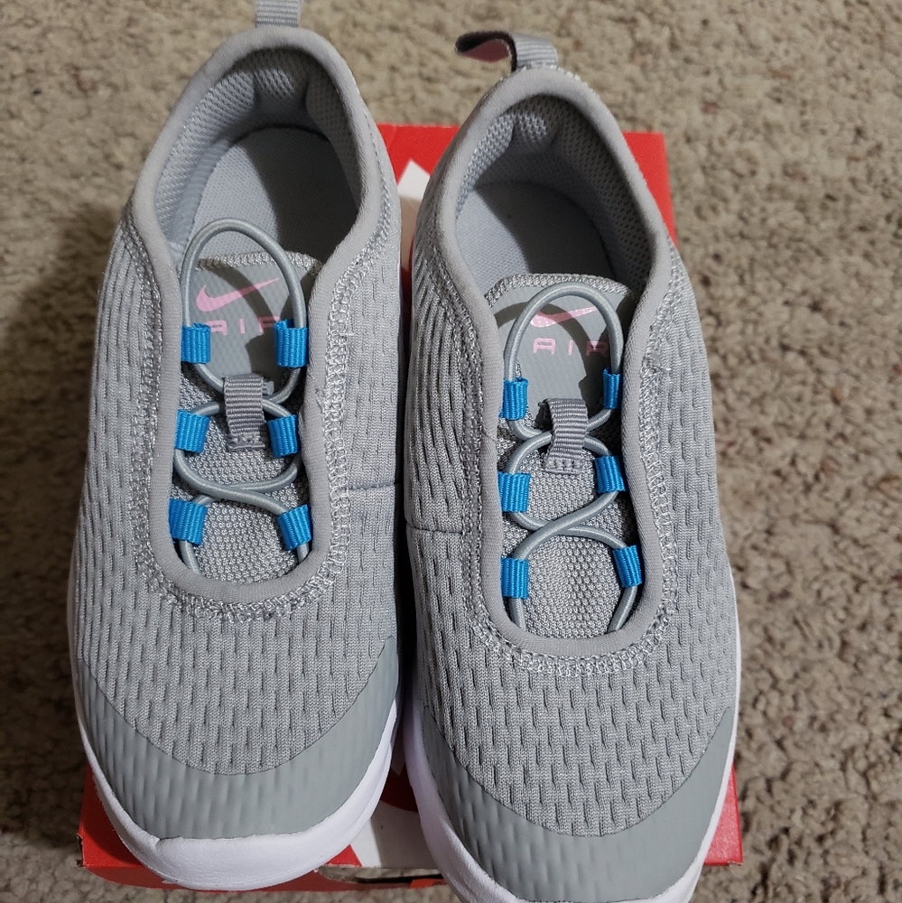 Nike Air Max Motion(11c)